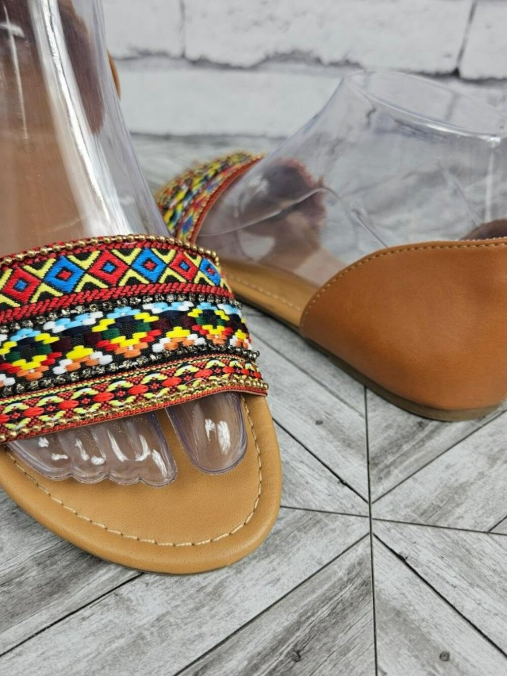 Andiamo Womens 7.5 Upper Textile Tan Sandals Colorful Beaded Strap Beachy Travel
